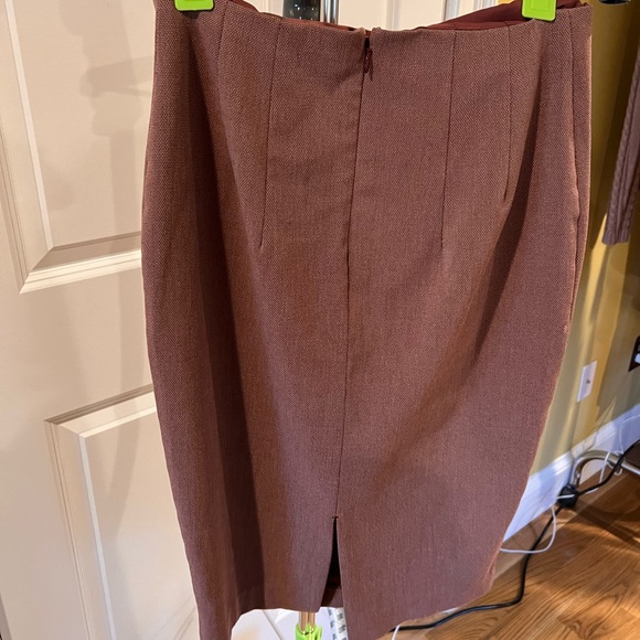 Blush purple pencil skirt - Picture 3 of 4